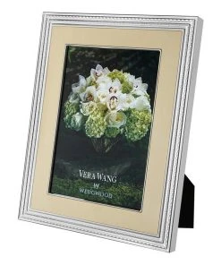 Budget 👏 Wedgwood Vera Wang With Love 5x7" Photo Frame Silver/Cream 😉