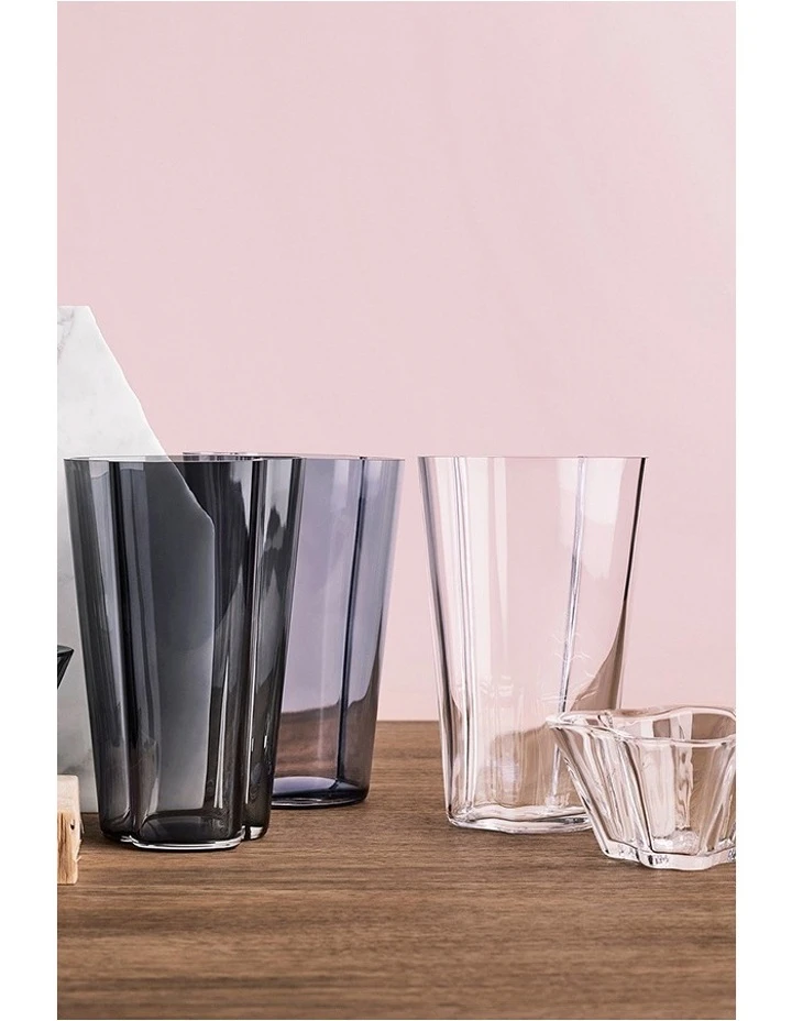 Brand new ⭐ IITTALA Alvar Aalto 22cm Glass Vase Grey ⌛ 2 Brand new ⭐ IITTALA Alvar Aalto 22cm Glass Vase Grey ⌛ - Image 2