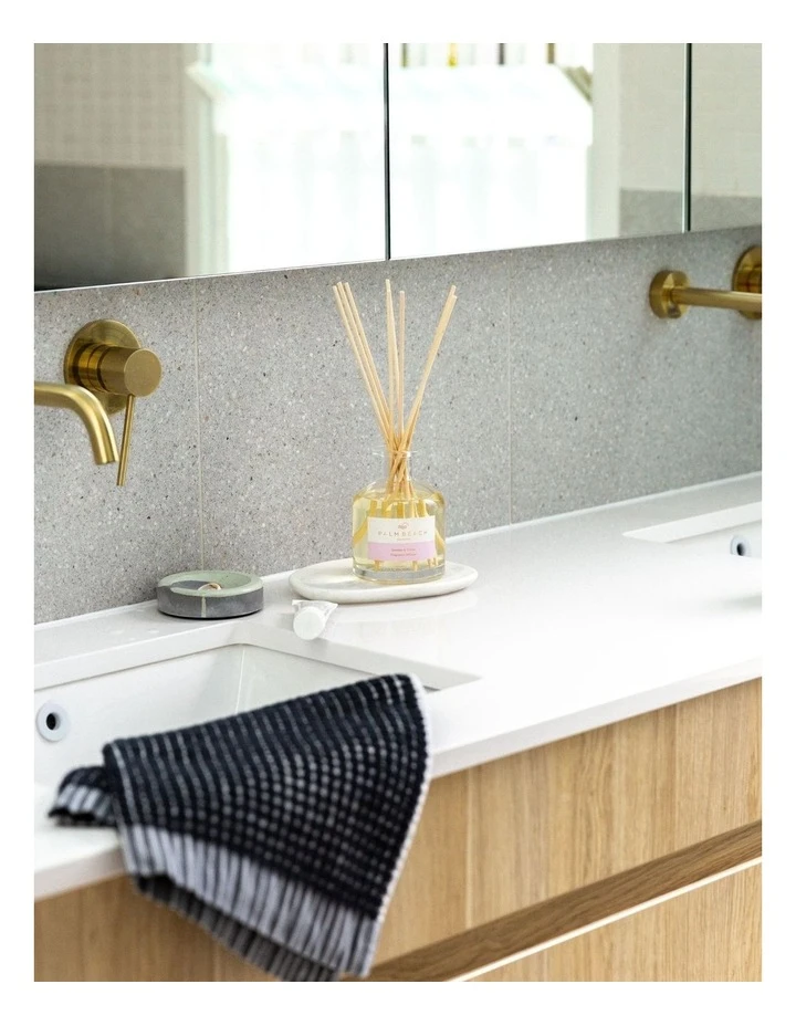 Coupon ✔️ Palm Beach Collection Jasmine & Cedar 250ml Fragrance Diffuser ✨ 3 Coupon ✔️ Palm Beach Collection Jasmine & Cedar 250ml Fragrance Diffuser ✨ - Image 3