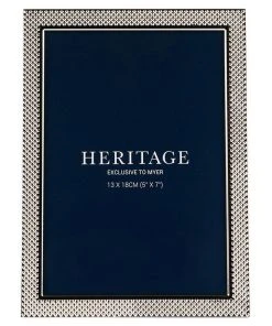 Brand new 🌟 Heritage 13x18cm Textured Shiny Metal Photo Frame Silver 🎁