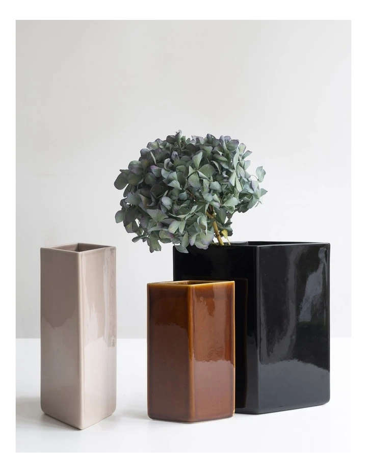 Budget π IITTALA Ruutu 18cm Glass Vase Beige 𧨠2 Budget π IITTALA Ruutu 18cm Glass Vase Beige 𧨠- Image 2