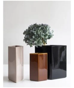 Buy ❤️ IITTALA Ruutu 18cm Glass Vase Black 🎉 -Deals Home Décor Store 753604210 2 720x928