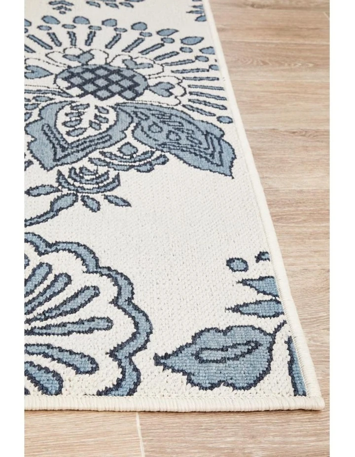 Brand new π₯° Rug Culture Seaside 7777 White Rug π 6 Brand new π₯° Rug Culture Seaside 7777 White Rug π - Image 6