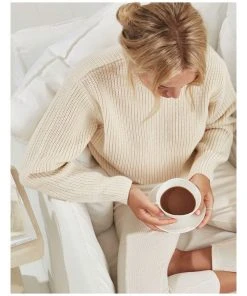 Buy ✔️ CIRCA Vanilla Bean & Allspice Scented Soy Candle 350g ✨ -Deals Home Décor Store 858831400 3 1 720x928