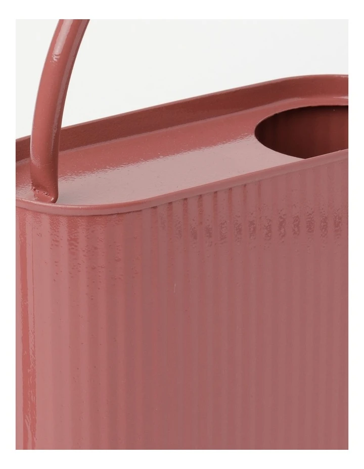 Best Sale π Beau & Bonnie Addison Watering Can Vase 27x7.7x40cm in Pink π― 3 Best Sale π Beau & Bonnie Addison Watering Can Vase 27x7.7x40cm in Pink π― - Image 3